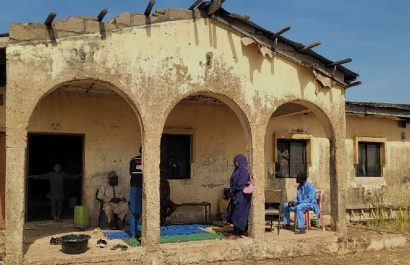 Un grupo de hombres armados irrumpió este viernes 21 de noviembre y secuestró a 52 estudiantes. Ocurrió en el instituto católico St. Mary Champion Secondary School,