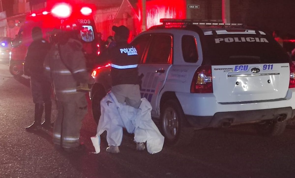 Una familia integrada por José Luis Sánchez Vera (48 años), su esposa Ángela María Palma Fuentes (43) y su hijo Ronny Rubén Sánchez Palma resultó asesinada a balazos.