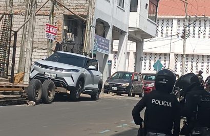 Una mujer y un abogado fueron asesinados este jueves en un nuevo ataque armado en Manta