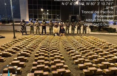 Una tonelada de droga fue decomisada en Pedernales, Manabí, por parte del Bloque de Seguridad y es atribuida a un Grupo Armado Organizado
