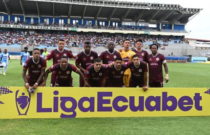 Vinotinto duró solo un años en la Serie A del fútbol ecuatoriano,