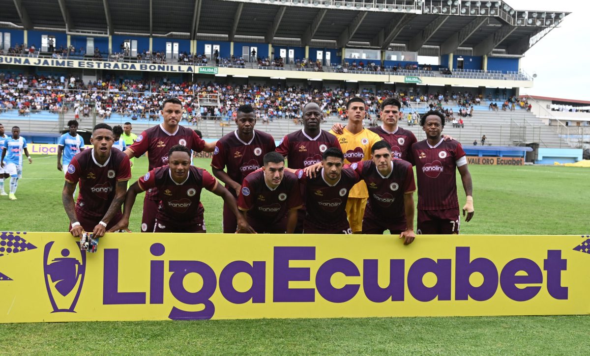 Vinotinto duró solo un años en la Serie A del fútbol ecuatoriano,