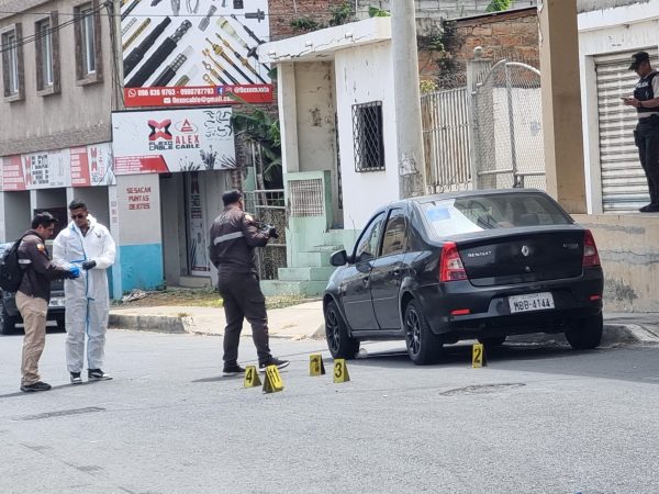 Víctor Loor fue acribillado en su vehículo; policía investiga el crimen en Tarqui