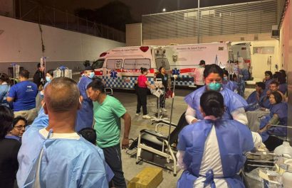 Fuga de amoníaco en Montecristi: decenas intoxicados y atención de emergencia en exteriores del hospital