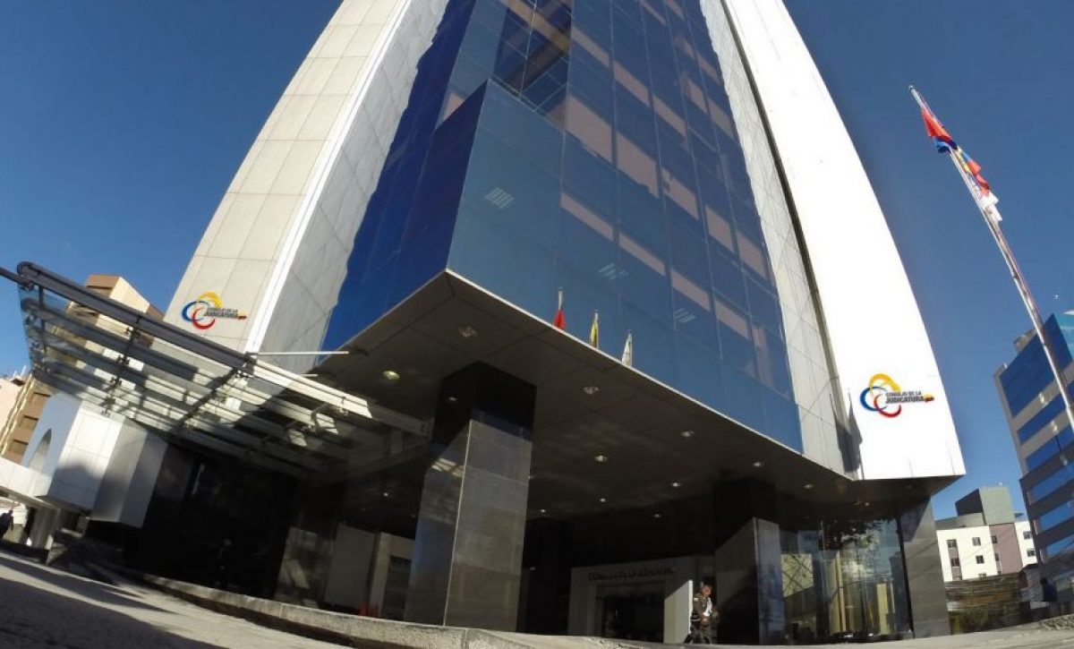 Exfuncionario judicial de Manabí acumula destitución y multas en 2025 por irregularidades. FOTO: @CJudicaturaEc.