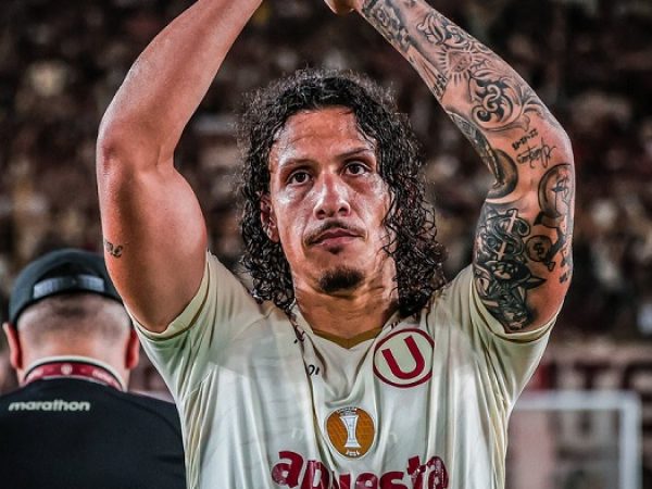 Críticas y suspicacias rodean al defensor paraguayo Williams Riveros