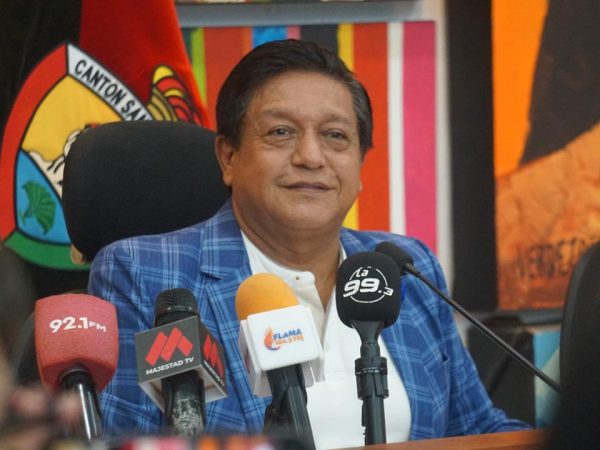 “Ya me cansé de esperar” fuerte reclamo del alcalde de Santo Domingo al Sercop por falta de combustible