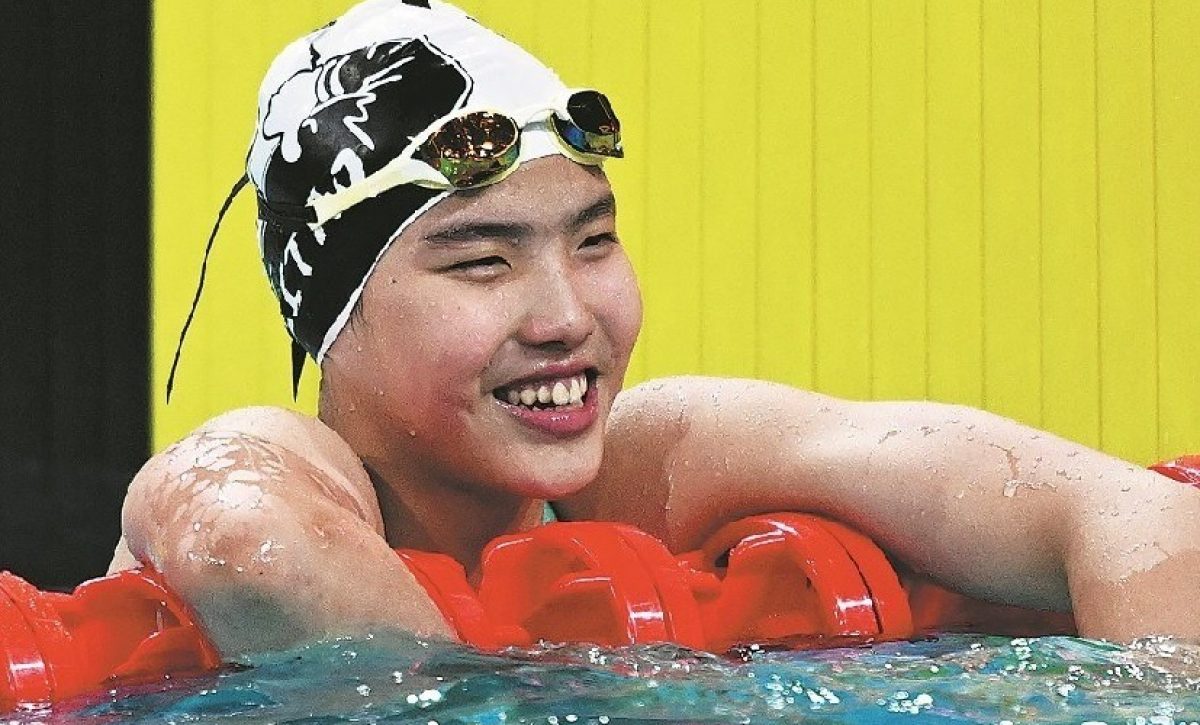 Zidi Yu, una nadadora china de tan solo 12 años, se convirtió en medallista de bronce en el Mundial de Natación.