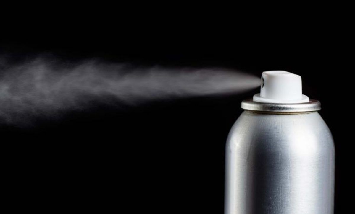 Muere adolescente en Dublín tras inhalar vapores de desodorante en aerosol
