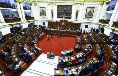El presidente del JNE, Roberto Brumeo, ratifica elecciones generales en Perú pese a inestabilidad política. FOTO: Europa Press.