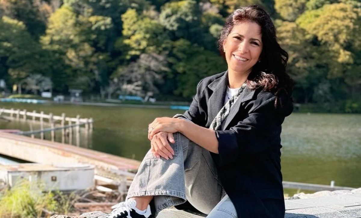 Alessandra Rosaldo confiesa cómo vivió la maternidad después de los 40.