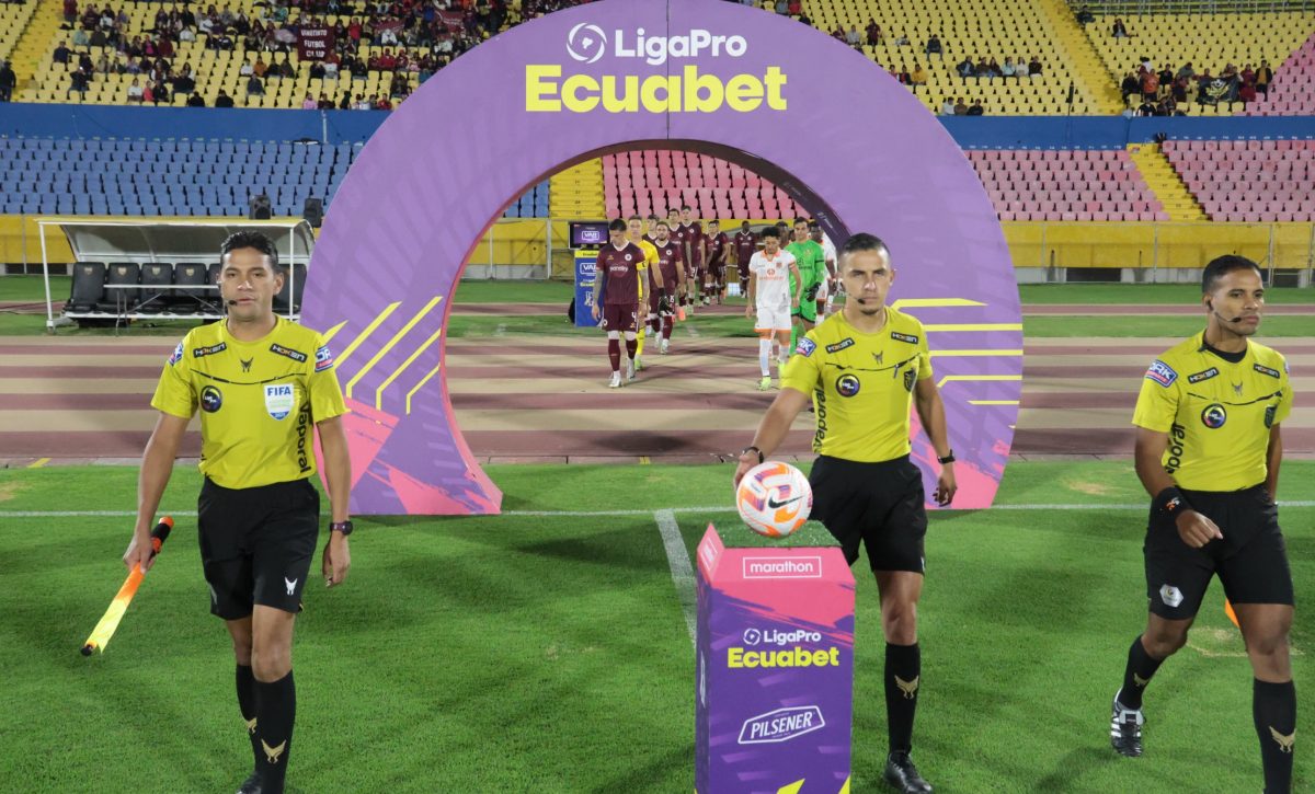 Árbitros para la fecha 16 de la Liga Pro.