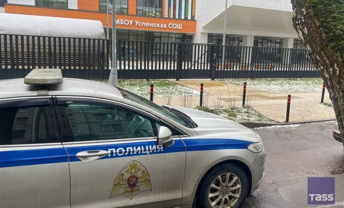 Un niño muerto y un guardia herido tras apuñalamiento en escuela de Moscú