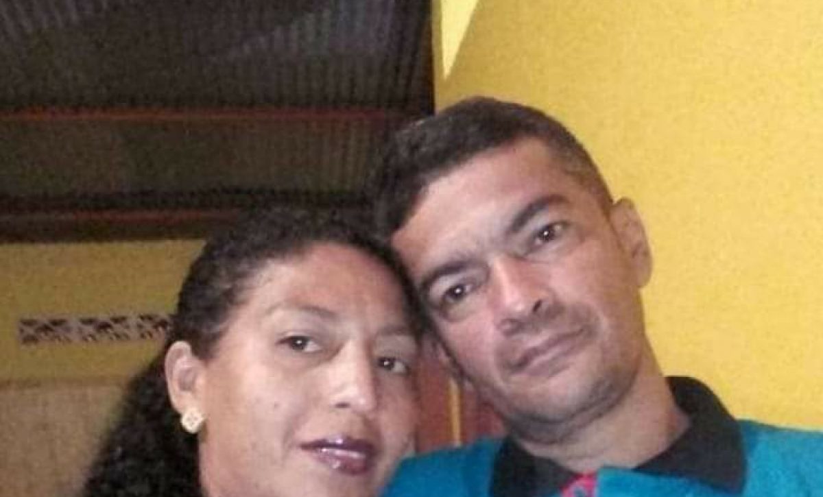 b23d37e7-5a20-4802-8c49-4b8ae6502f0a