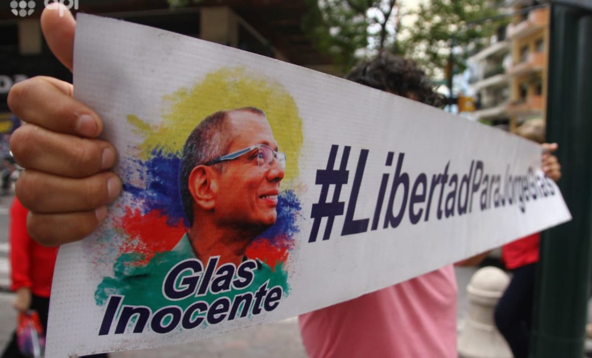 b4ac4cdd-ed5a-499f-8fc9-52e5cc17026a b4ac4cdd-ed5a-499f-8fc9-52e5cc17026a