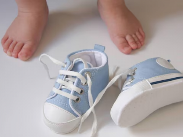 Evita este error común: lo que debes saber sobre los zapatos para bebés