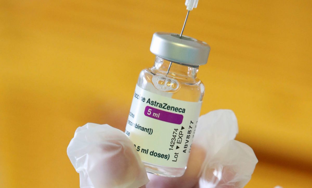 belgica-solo-administrara-la-vacuna-de-astrazeneca-a-mayores-de-55-anos