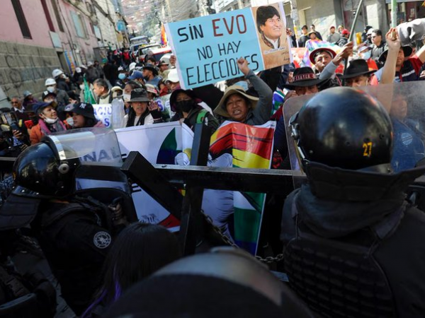 Bolivia vive tensa protesta por la candidatura de Evo Morales