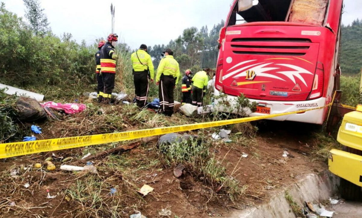 bus-Quito-1024x574-1