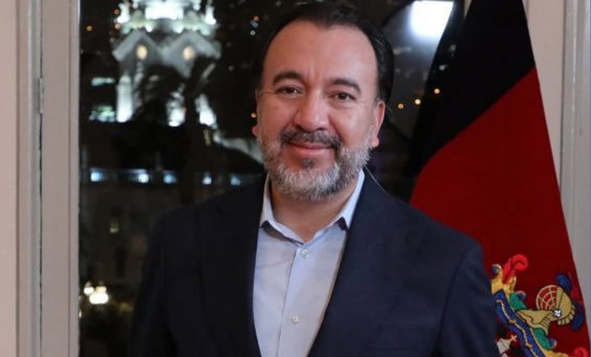 Cambios en el Gabinete Municipal de Quito: Muñoz anuncia 14 ajustes clave.