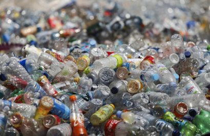 Contaminación plástica en Ecuador amenaza a toda su biodiversidad | Estudio WWF.