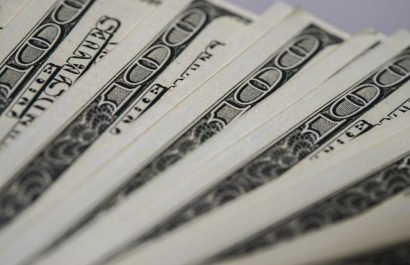 Crédito del FLAR a Ecuador: USD 500 millones fortalecen la liquidez externa.