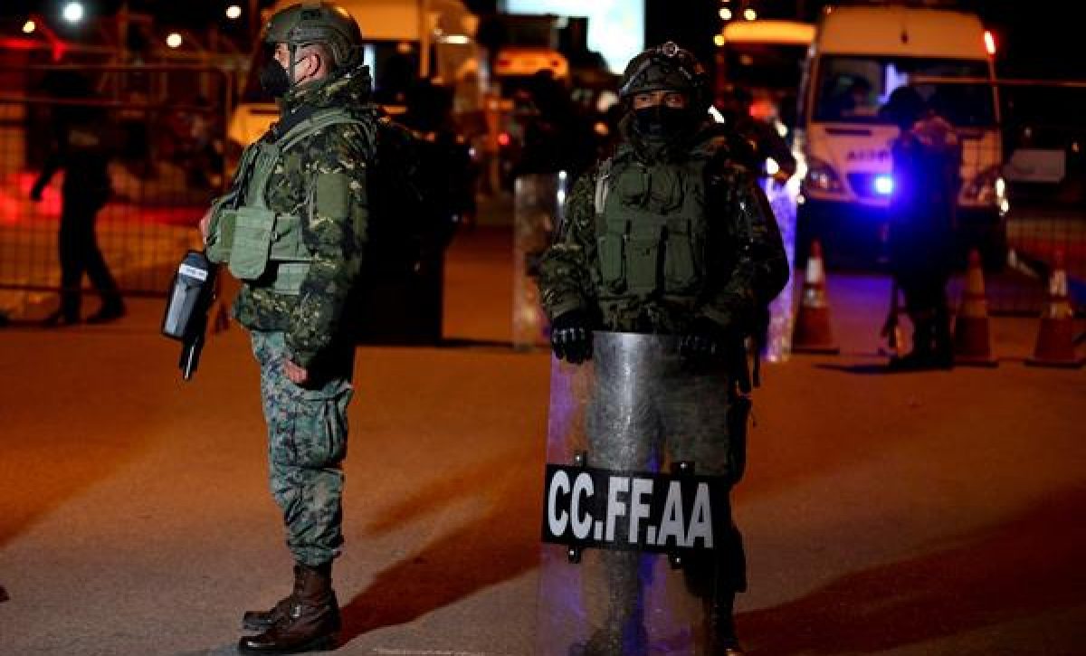 d57a9a02db04820a9ef8a38f04f1c7b1a50fe77dm