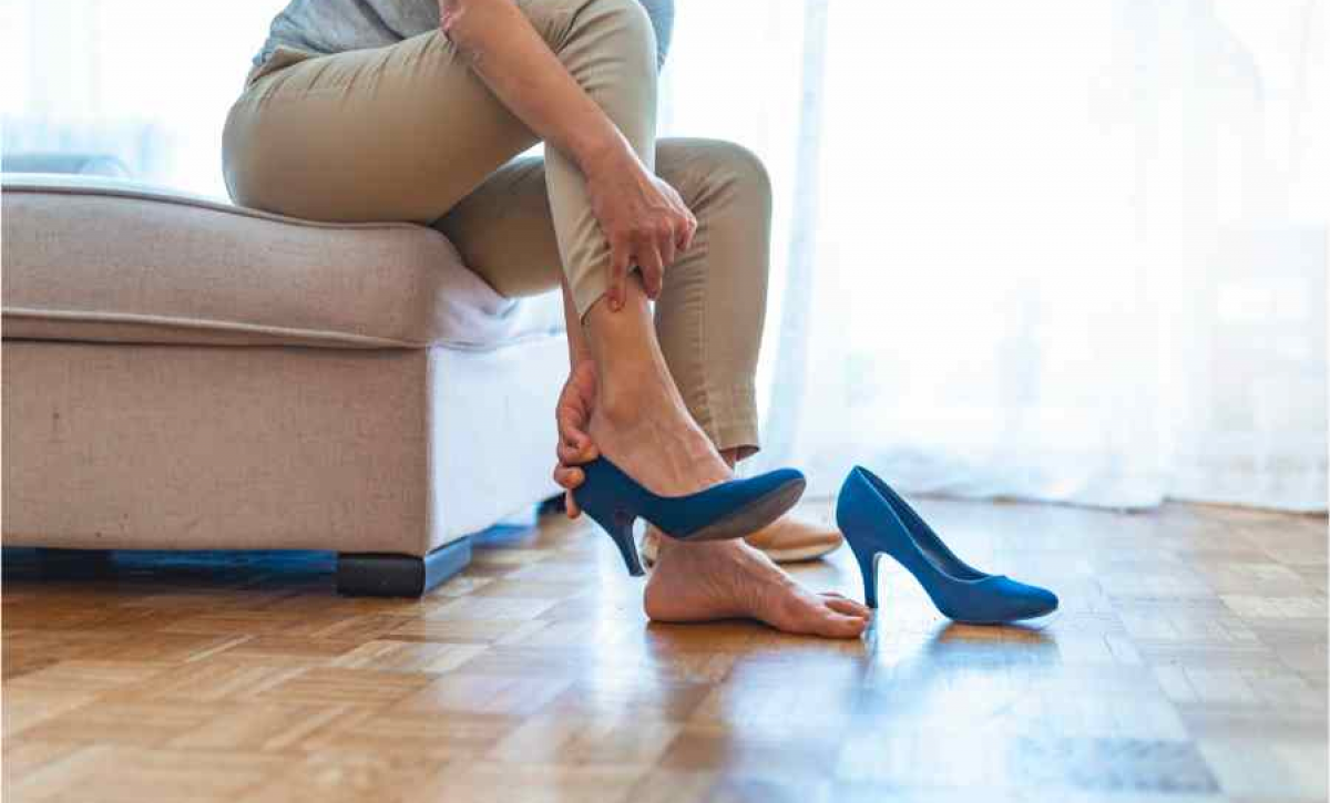 Dolor de espalda: el tipo de calzado que puede marcar la diferencia, según expertos