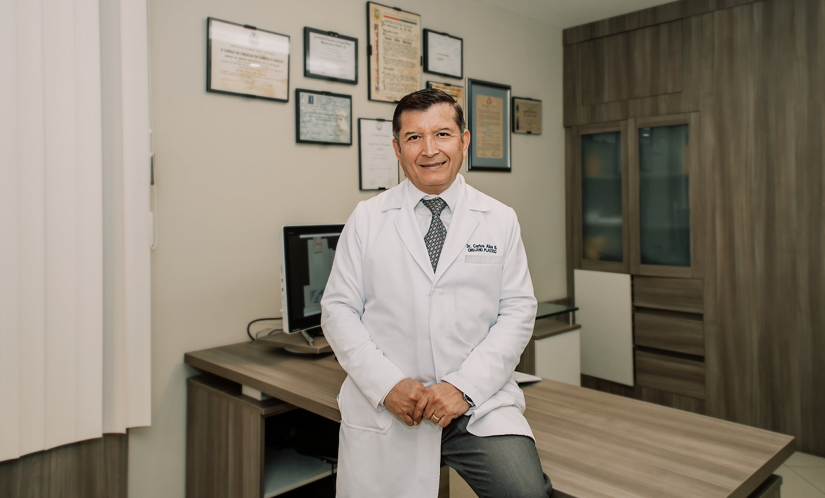 Carlos Alba Barreiro, el cirujano que transformó vidas en El Oro muere tras complicaciones de salud