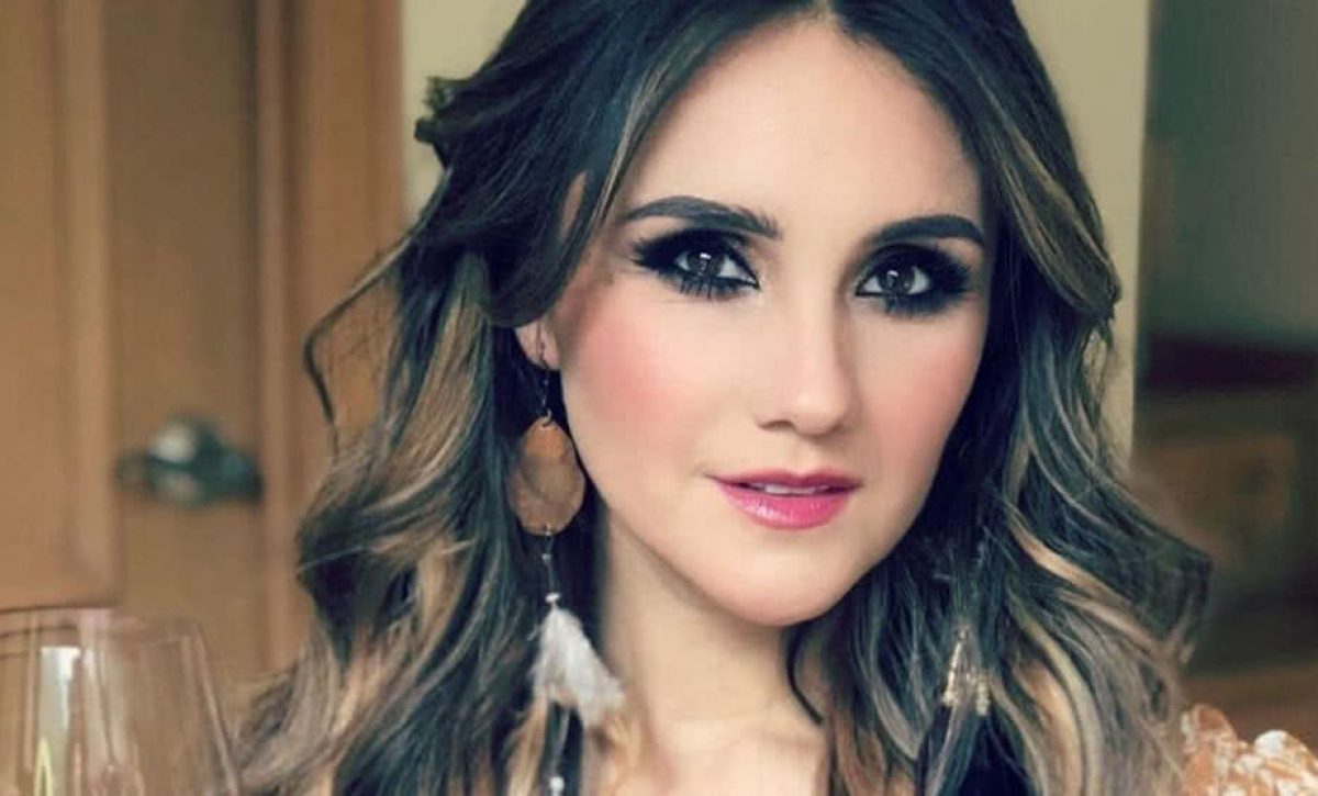 dulce-maria-confirma-su-embarazo-foto-instagram-