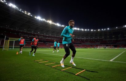 ee1966bf38eaa98d8f5e814ab1ce17e1575a76bew