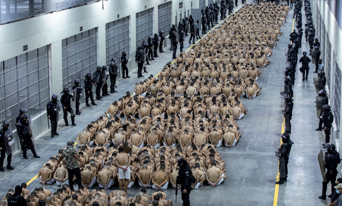 Más de mil años de prisión: el fallo contra 248 pandilleros en El Salvador