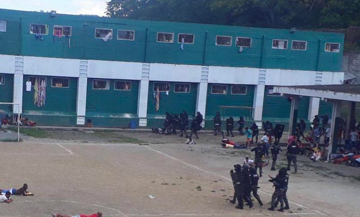 Violencia carcelaria en Ecuador: tiroteo y muertos en penal de Esmeraldas