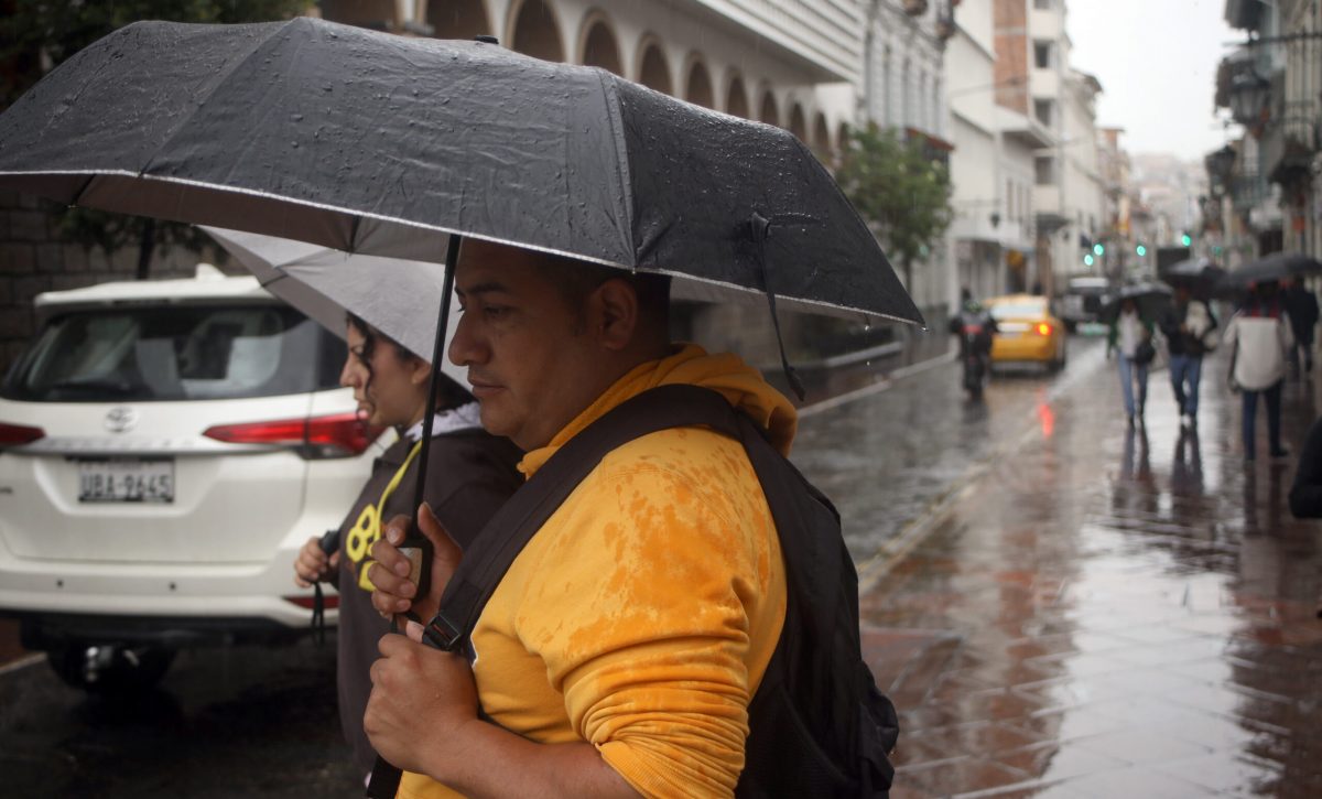 Lluvias y altas temperaturas marcarán el feriado de Navidad en Ecuador, según el Inamhi.