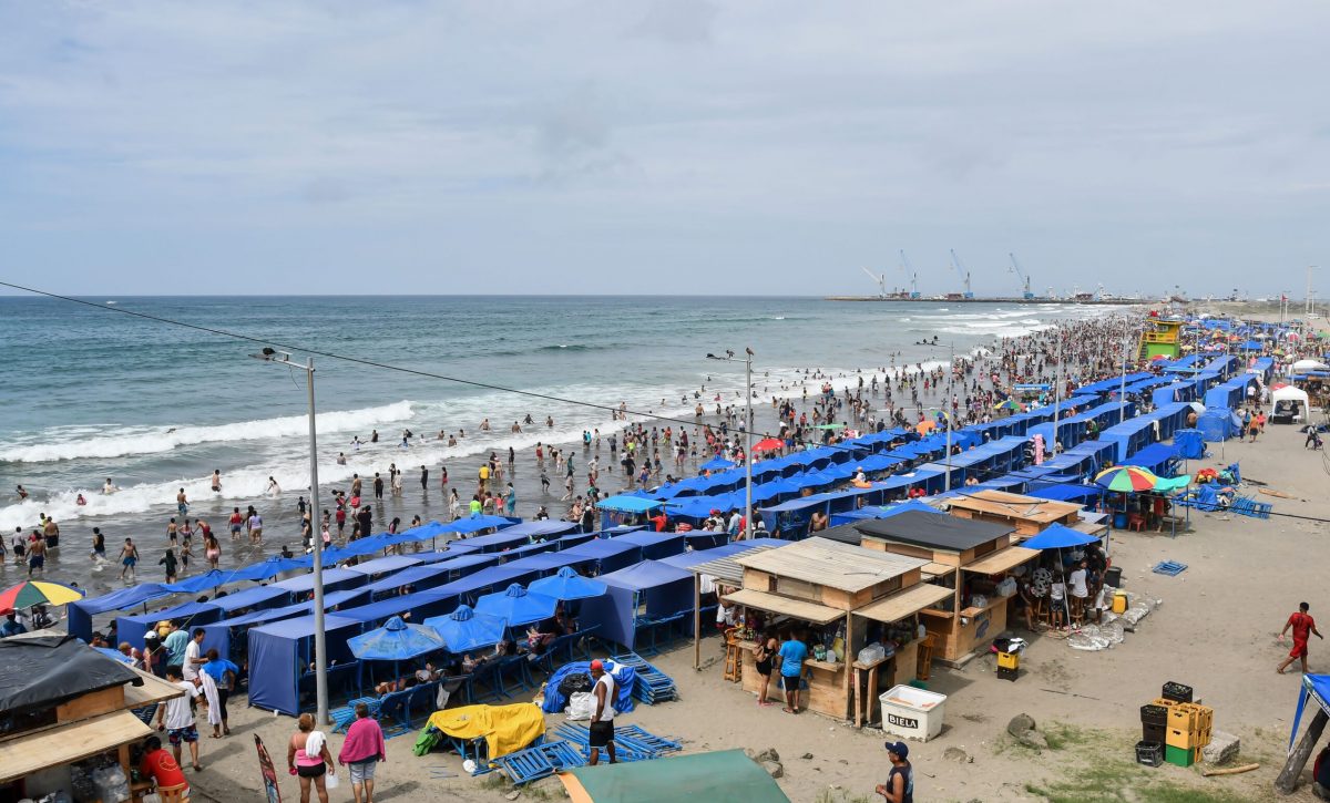 ¿Cómo funcionarán los feriados de Navidad y Año Nuevo en Ecuador? Días libres y recuperables