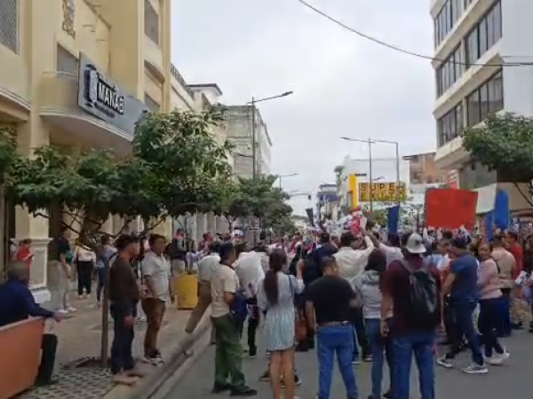 Protesta en Portoviejo por reasignación de tierras entre Jaramijó y Manta