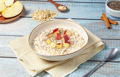 Avena con manzana: un desayuno nutritivo, saciante y listo en 15 minutos