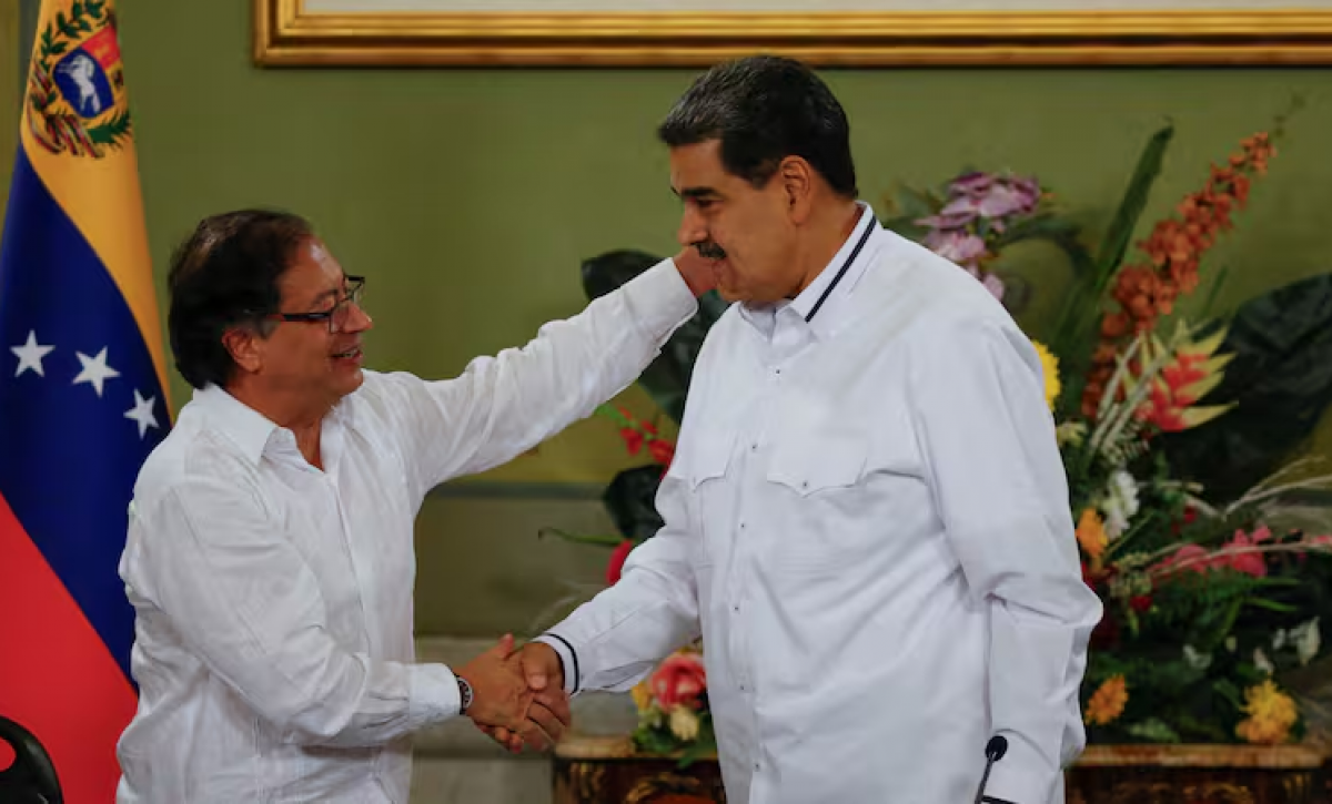 Nuevo choque político: Petro califica a Maduro de dictador pero niega que sea narco