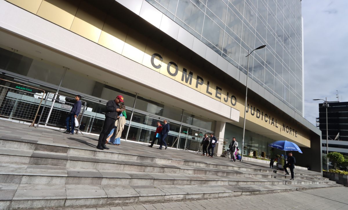 Juez del caso Triple A renuncia tras amenazas y retiro de seguridad.