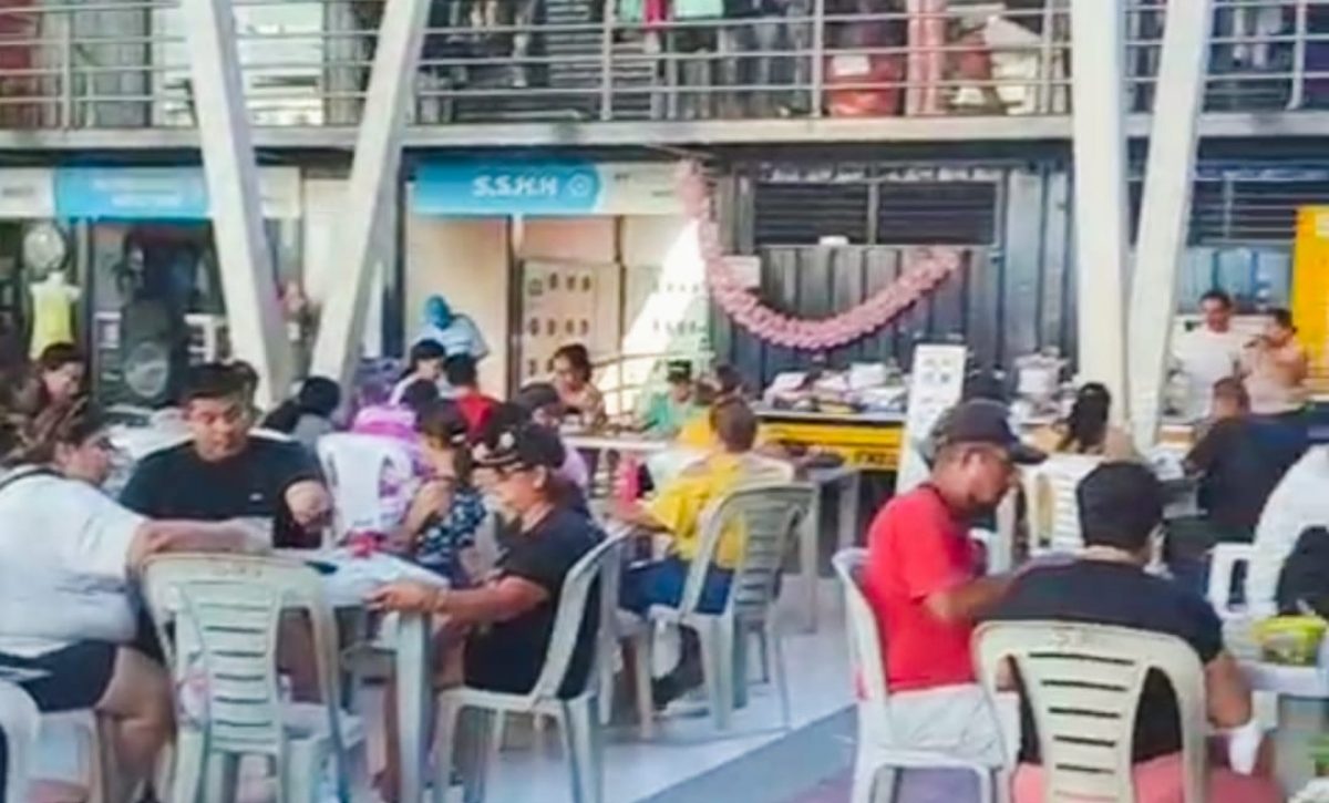 Cada sábado, Plaza Tarqui Central revitaliza el comercio local con bingos.