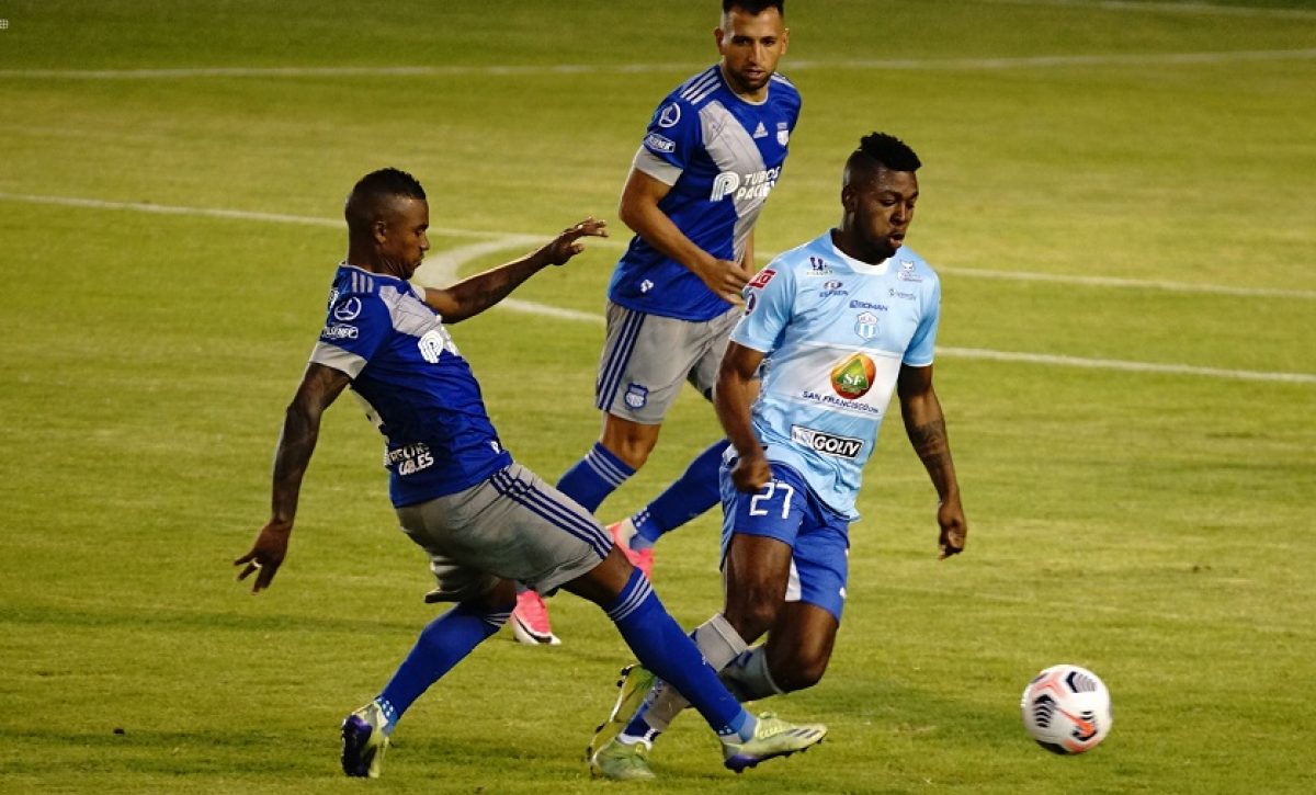 macara_vs_emelec2C-_28529