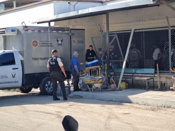 El asesinato de Rubén Quijije en Manta, suma 330 muertes violentas en este 2025, apenas un crimen menos que el año 2024.