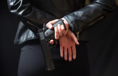 Doble homicidio en Florida: una mujer enfrenta cargos por la muerte de sus exmaridos