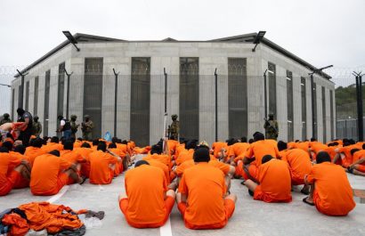 Nueva cárcel en Ecuador iniciará entre marzo y abril de 2026 para aliviar la crisis penitenciaria.