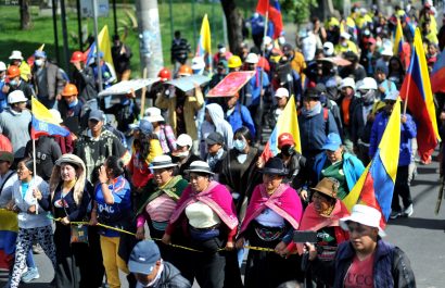 Organizaciones sociales e indígenas entregan a la OIT un informe que alerta sobre retrocesos en derechos colectivos en Ecuador.