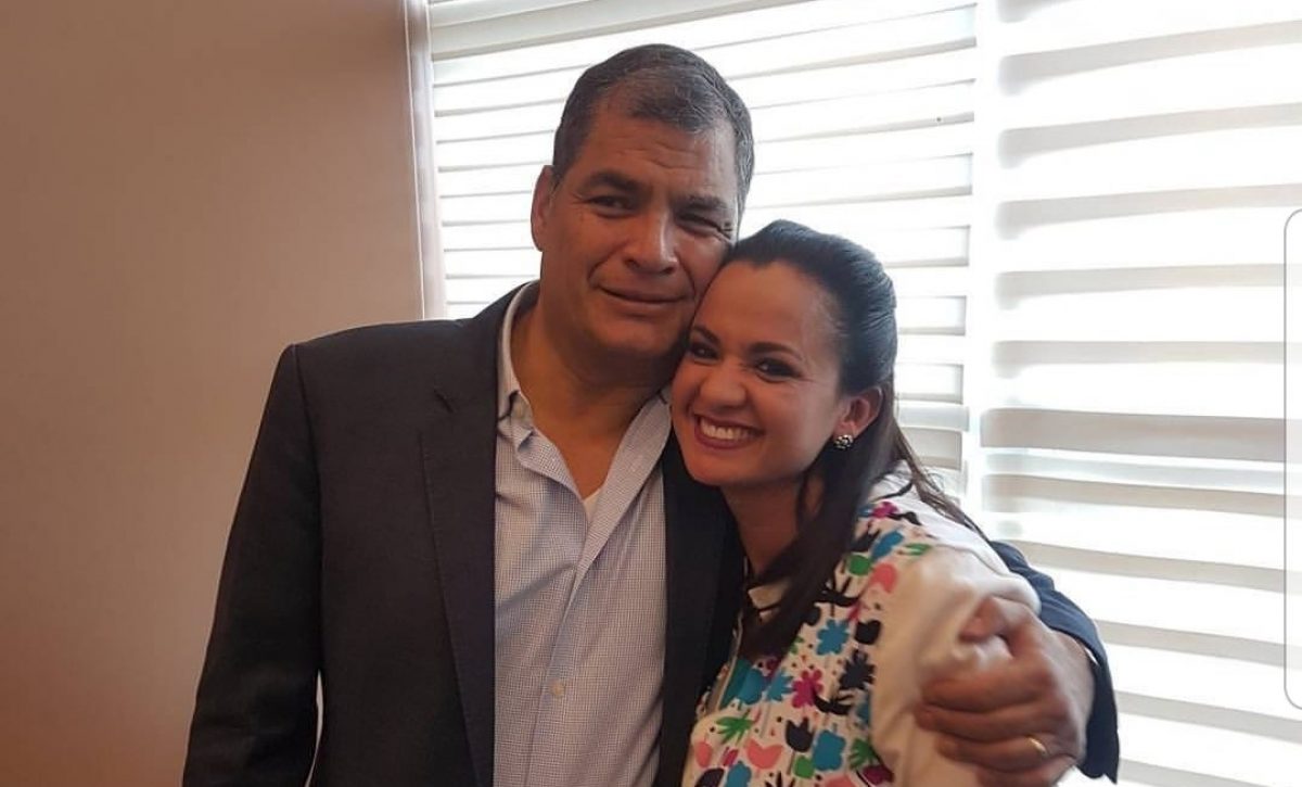Rafael Correa rompe con Marcela Aguiñaga: Quiebre y fin del apoyo para 2027.