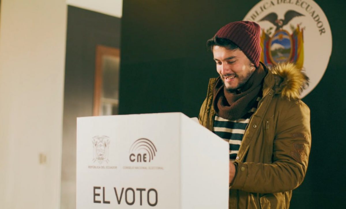 Ecuatorianos votarán en el referéndum y consulta popular 2025 este 16 de noviembre.