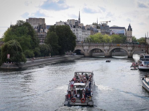 Hallan un quinto cadáver en el Sena y se investiga su conexión con otros cuatro