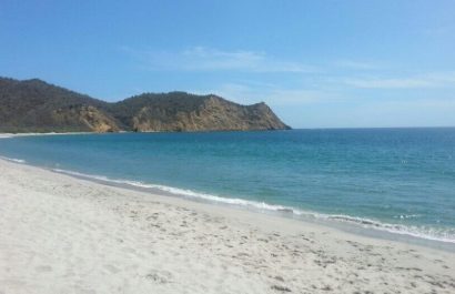 La playa Los Frailes, ubicada en el cantón Puerto López, en la provincia de Manabí, es la mejor playa del Pacífico.