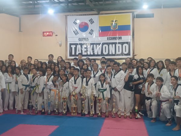 Con tres años de trabajo, Team Manta ganó el torneo en Chone, consolidándose como una potencia nacional del Taekwondo.